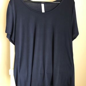 Lularoe 2XL Classic Tee